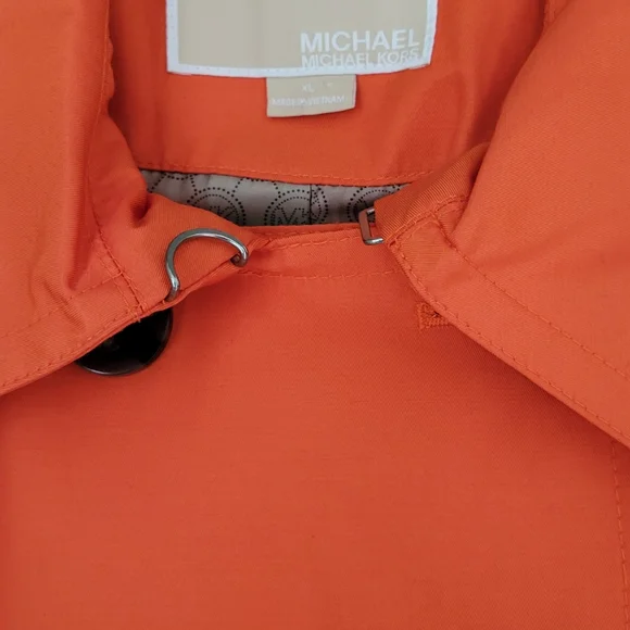 Michael Kors Double-breasted Trench Coat - Picture 3 of 6